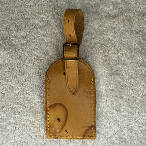Vintage Louis Vuitton Luggage Tag and Poignier in Vachetta Leather (13K) - Picture 4 of 6